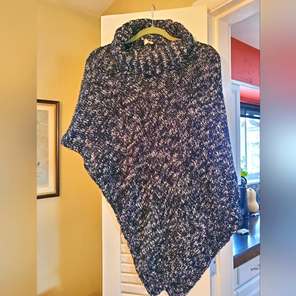 Eileen Fisher organic cotton poncho/ ruana - Picture 1 of 3